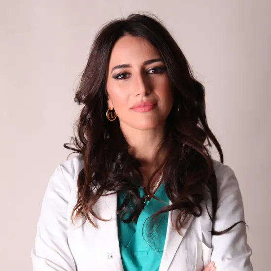 Dr.ssa Valentina Pino in camice